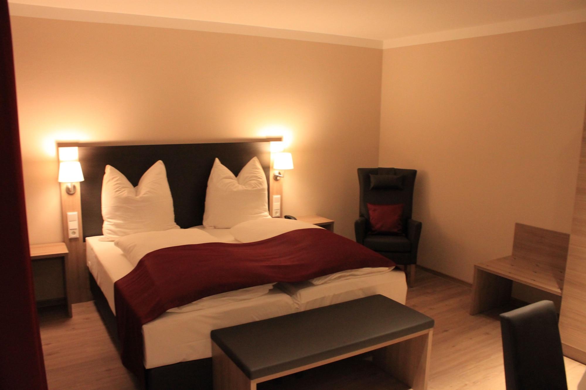 Troll's Brauhaushotel Medebach Exterior foto