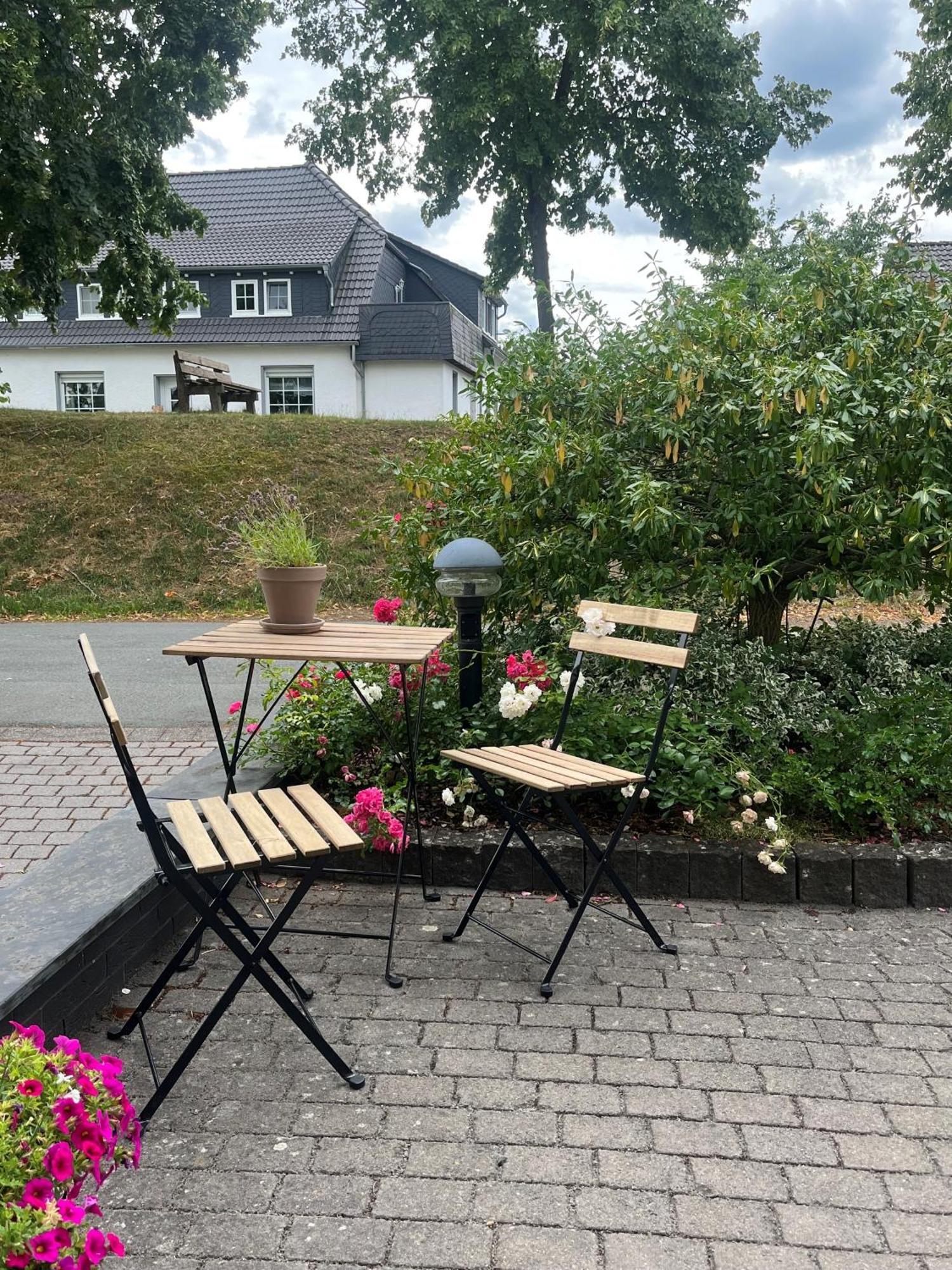 Troll's Brauhaushotel Medebach Exterior foto
