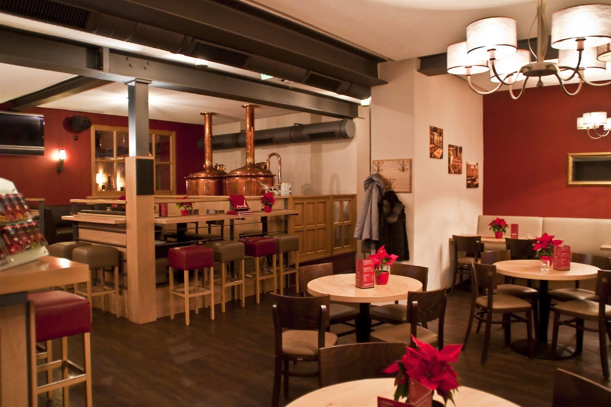 Troll's Brauhaushotel Medebach Exterior foto